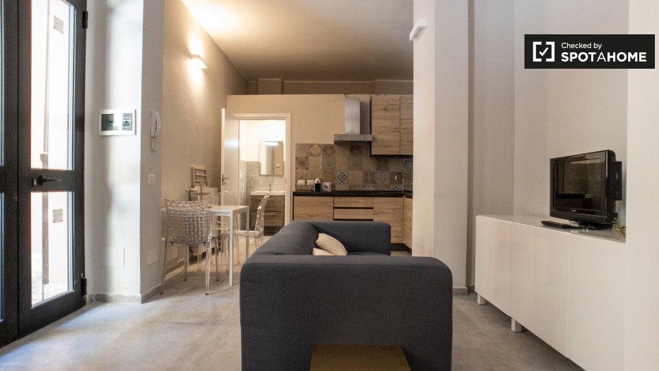 Immagine 1 di Appartamento in affitto  in Via Cicco Simonetta, 20123 Milano MI, Italy a Milano