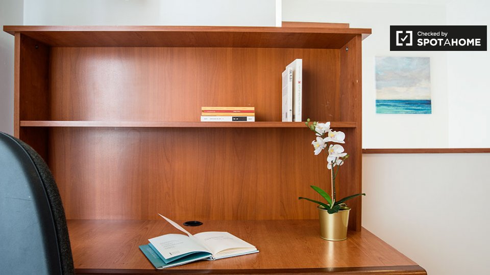 Immagine 3 di Ufficio in affitto  in Viale della Venezia Giulia a Roma