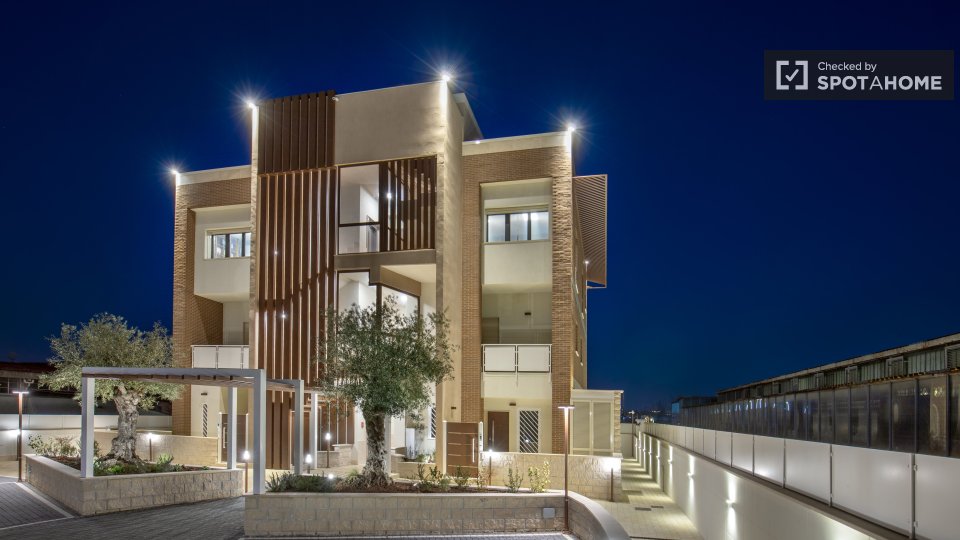 Immagine 18 di Ufficio in affitto  in Via Prenestina a Roma