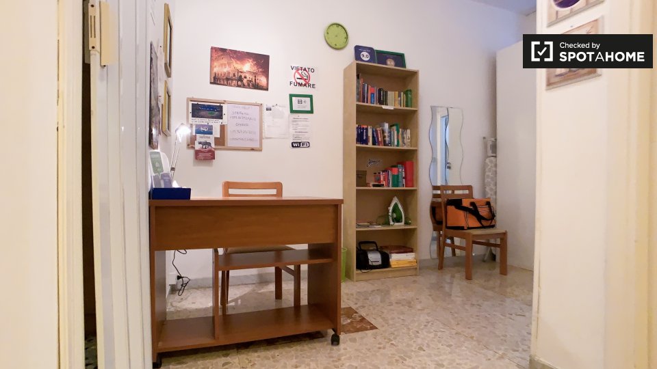 Immagine 19 di Appartamento in affitto  in Via Stefano de Stefani a Roma