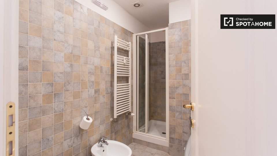 Immagine 8 di Appartamento in affitto  in Via Guglielmo Röntgen a Milano