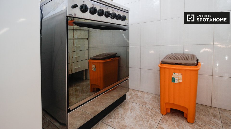 Immagine 14 di Camera condivisa in affitto  in Via Lima, 10137 Torino TO, Italy a Torino