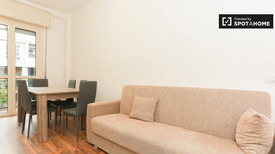 Immagine 12 di Camera condivisa in affitto  in Via Umberto Fogagnolo a Sesto San Giovanni