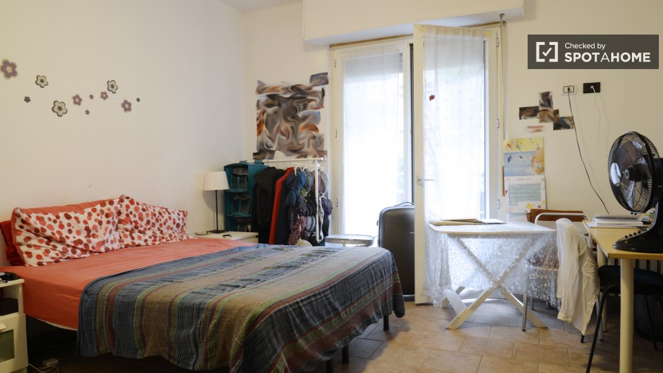 Immagine 4 di Camera condivisa in affitto  in Largo Caccia Dominioni a Milano