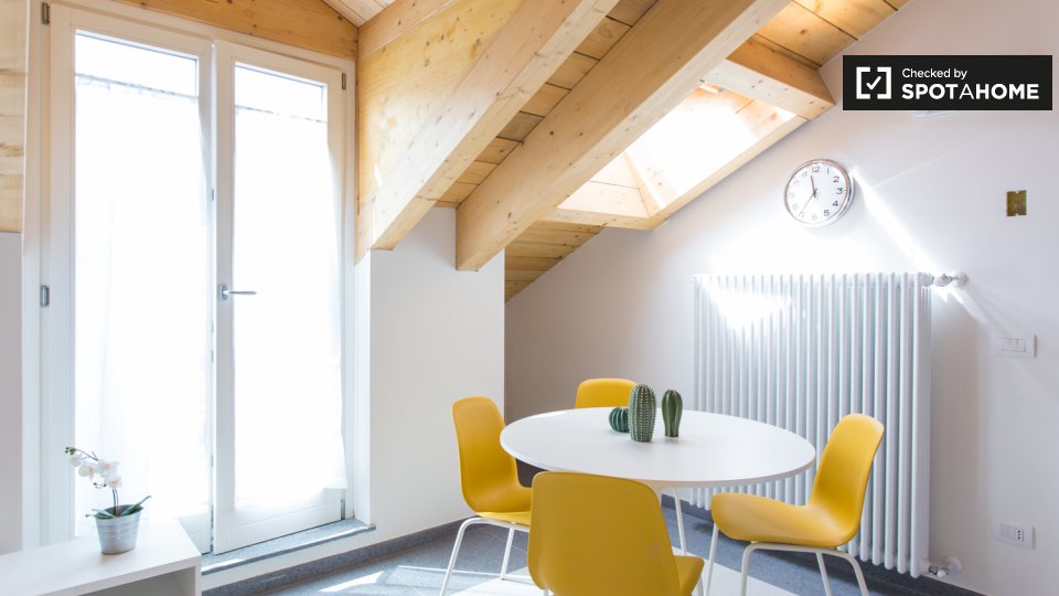 Immagine 10 di Camera condivisa in affitto  in Viale Bligny a Milano