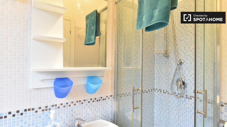 Immagine 18 di Camera condivisa in affitto  in Via Anton da Noli a Roma