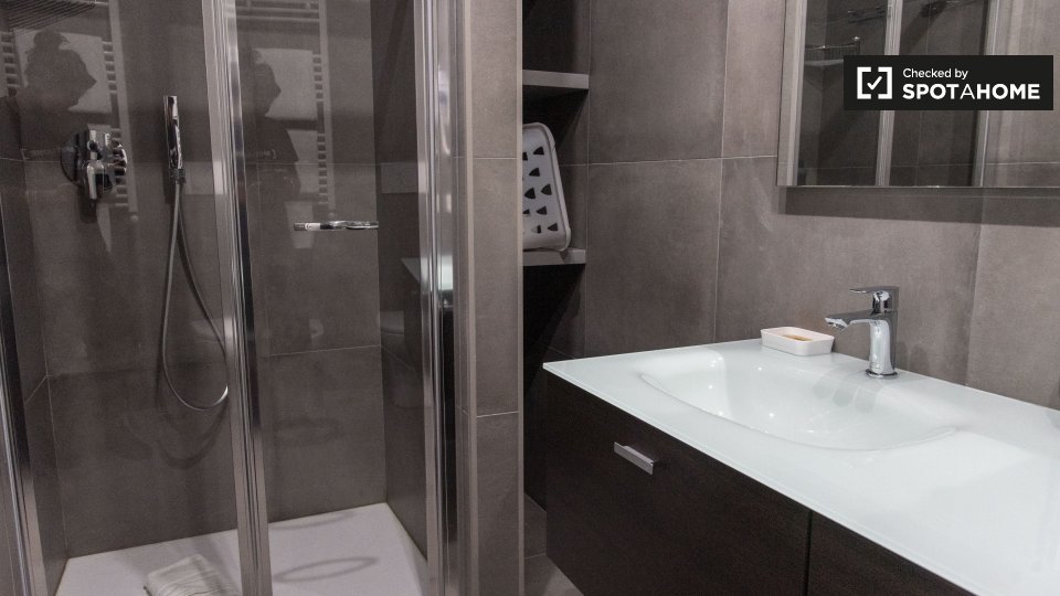 Immagine 7 di Ufficio in affitto  in Via Prenestina a Roma