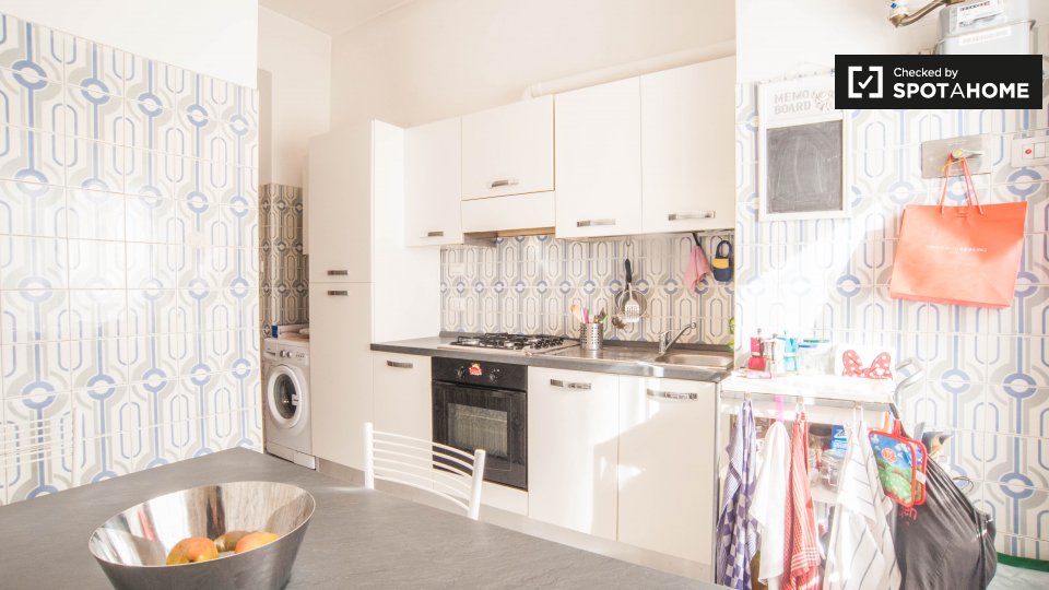 Immagine 7 di Camera condivisa in affitto  in Piazza San Giovanni Bosco a Roma