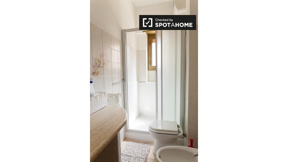 Immagine 5 di Appartamento in affitto  in Via Giuseppe Donati, 00159 Roma RM, Italy a Roma