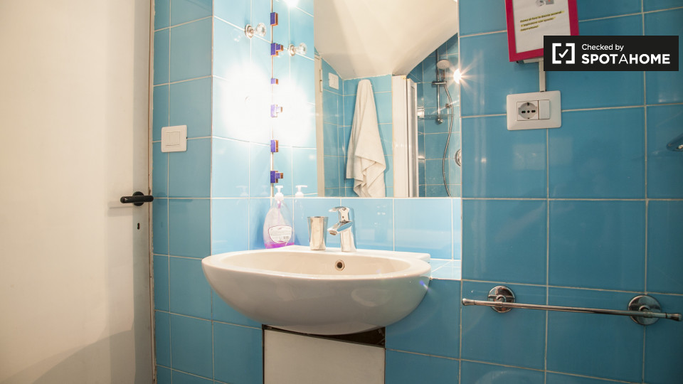 Immagine 12 di Appartamento in affitto  in Vicolo Scavolino a Roma