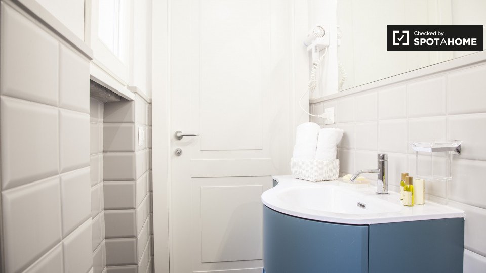 Immagine 14 di Appartamento in affitto  in Piazza Pio XI a Roma