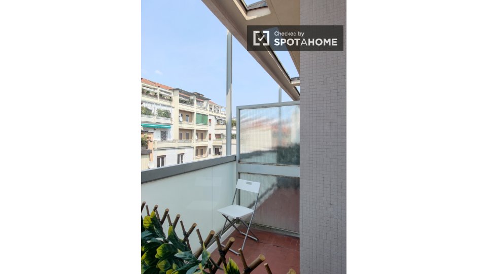 Immagine 10 di Camera condivisa in affitto  in Via Donatello a Milano