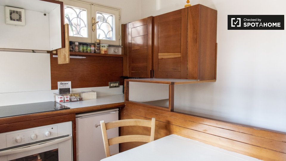 Immagine 3 di Appartamento in affitto  in Via del Pavone a Roma