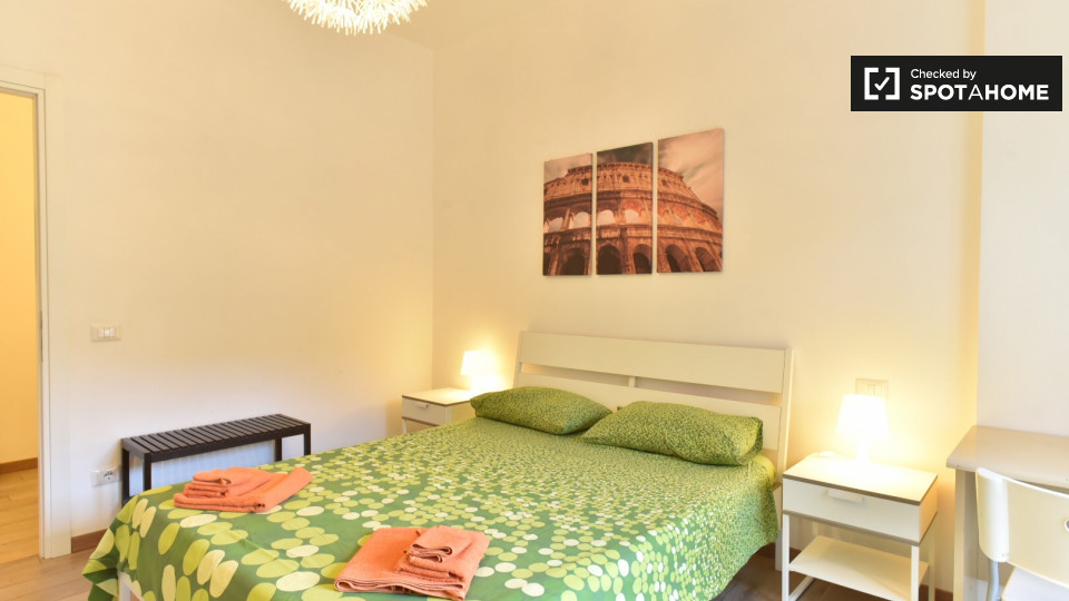 Immagine 15 di Camera condivisa in affitto  in Via Anton da Noli a Roma