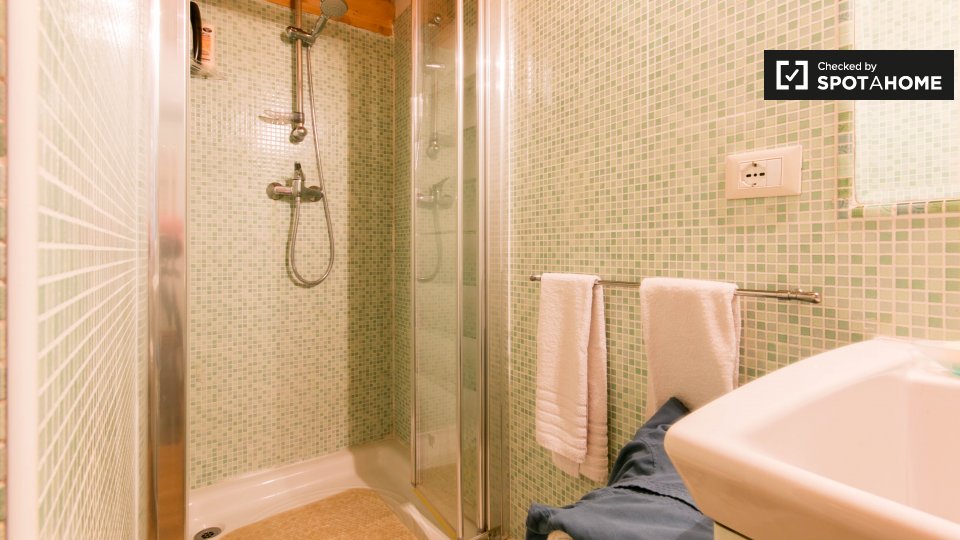 Immagine 10 di Ufficio in affitto  in Via Gallia a Roma