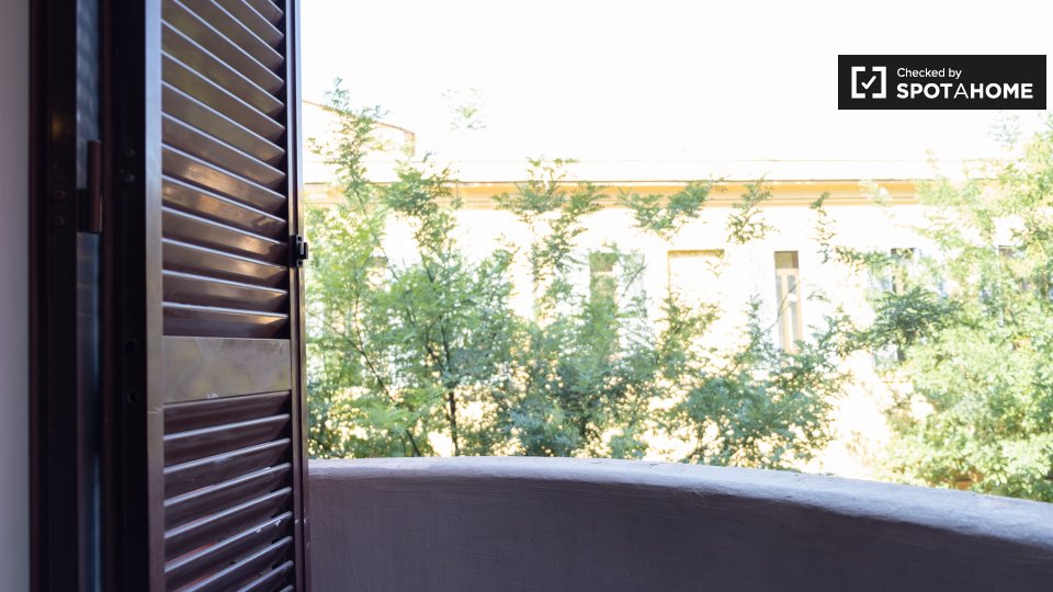 Immagine 17 di Camera condivisa in affitto  in Via dei Campani, 00185 Roma RM, Italy a Roma