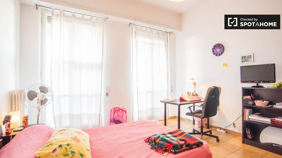 Immagine 16 di Camera condivisa in affitto  in Piazza San Giovanni Bosco a Roma