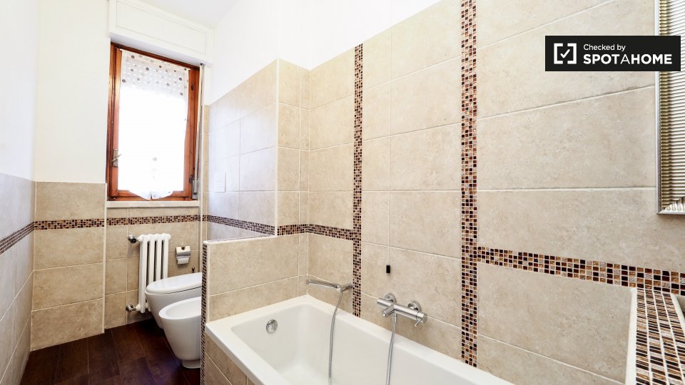 Immagine 14 di Camera condivisa in affitto  in Via Sapri a Milano