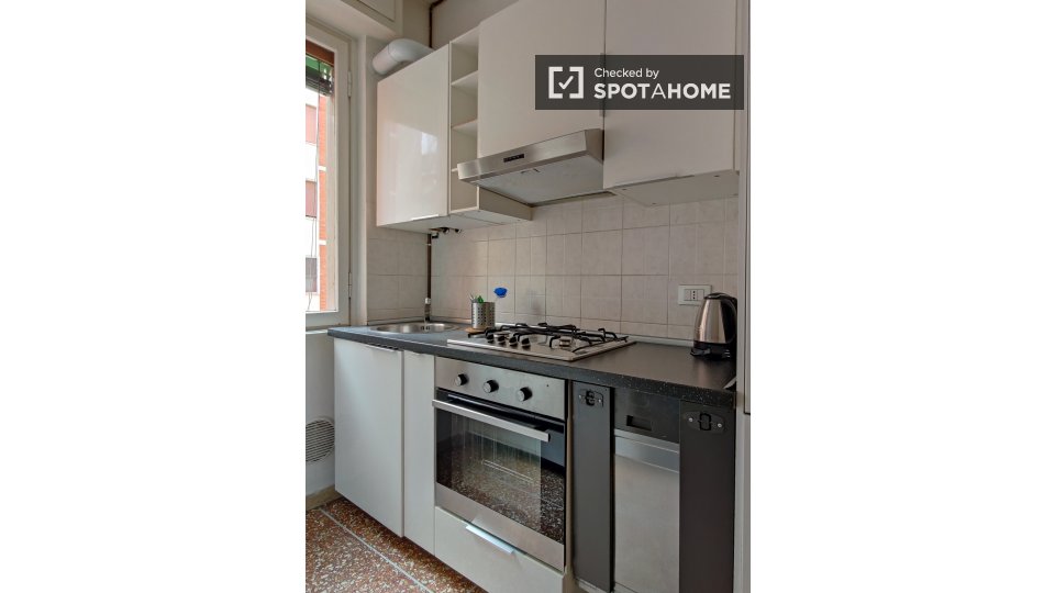 Immagine 7 di Camera condivisa in affitto  in Via Fratelli Rosselli a Milano