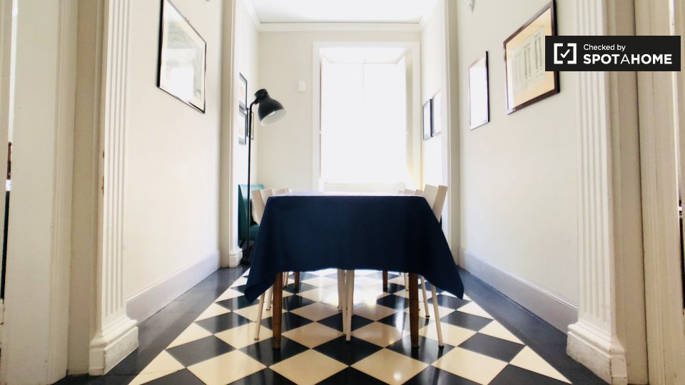 Immagine 3 di Appartamento in affitto  in Via Capo d'Africa, 00184 Roma RM, Italy a Roma