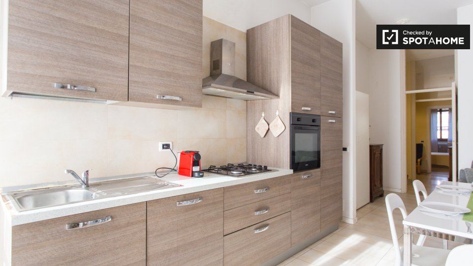 Immagine 10 di Camera condivisa in affitto  in Largo Isabella d'Aragona a Milano