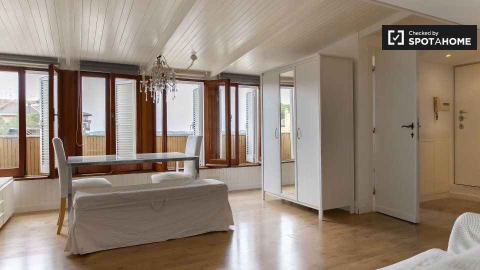 Immagine 4 di Ufficio in affitto  in Via Gradoli, 00189 Roma RM, Italy a Roma