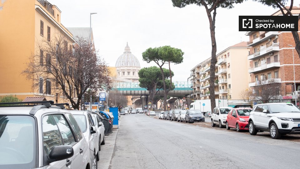 Immagine 18 di Camera condivisa in affitto  in Via Gregorio VII a Roma