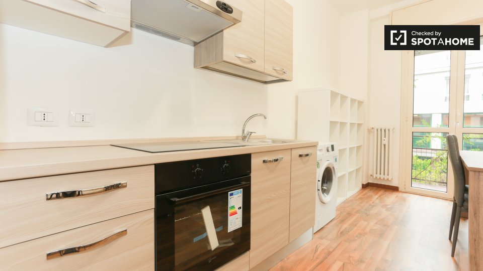 Immagine 11 di Camera condivisa in affitto  in Via Umberto Fogagnolo a Sesto San Giovanni