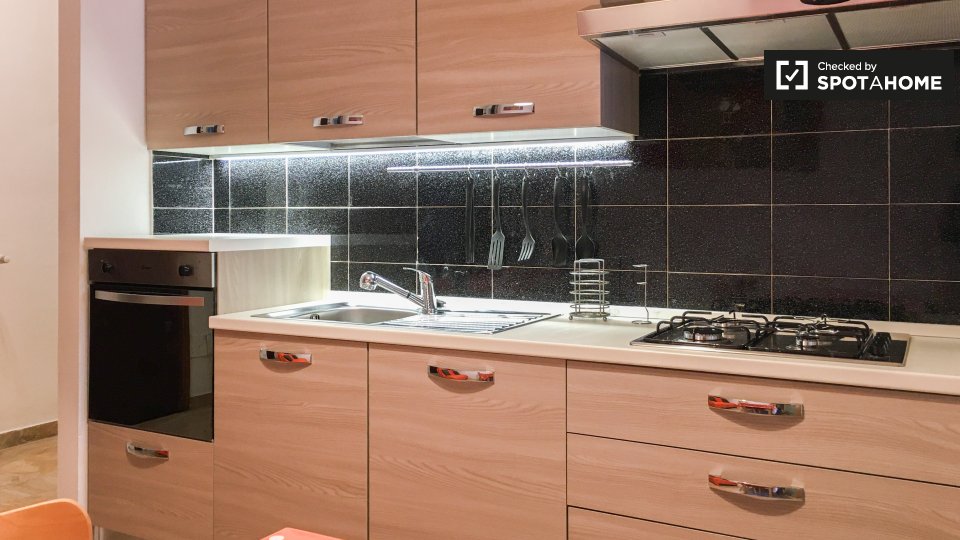 Immagine 4 di Appartamento in affitto  in Via Bernardino Verro a Milano