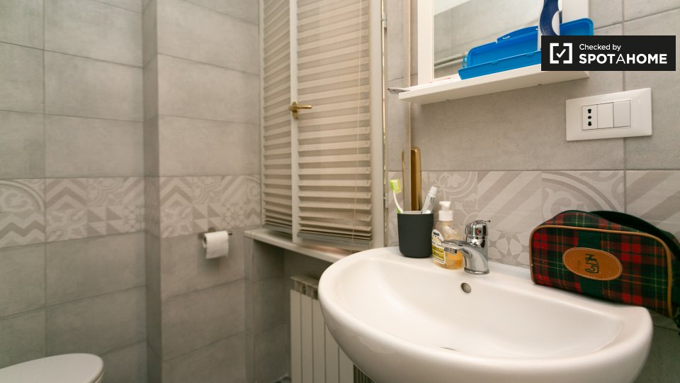 Immagine 17 di Camera condivisa in affitto  in Via Francesco Caracciolo, 20155 Milano MI, Italy a Milano