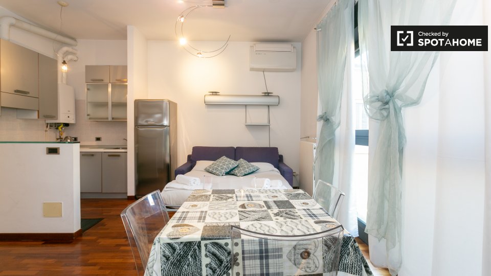 Immagine 10 di Ufficio in affitto  in Corso S. Gottardo a Milano