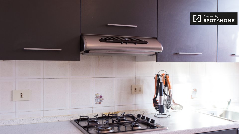 Immagine 13 di Camera condivisa in affitto  in Viale Tibaldi, 20141 Milano MI, Italy a Milano