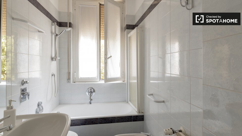 Immagine 12 di Appartamento in affitto  in Via Monzambano, 20159 Milano MI, Italy a Milano