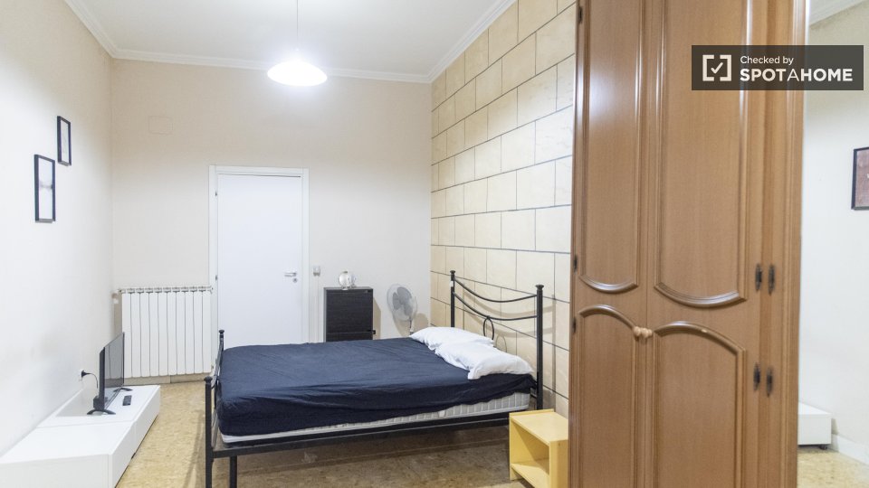 Immagine 1 di Ufficio in affitto  in Via Napoleone III a Roma