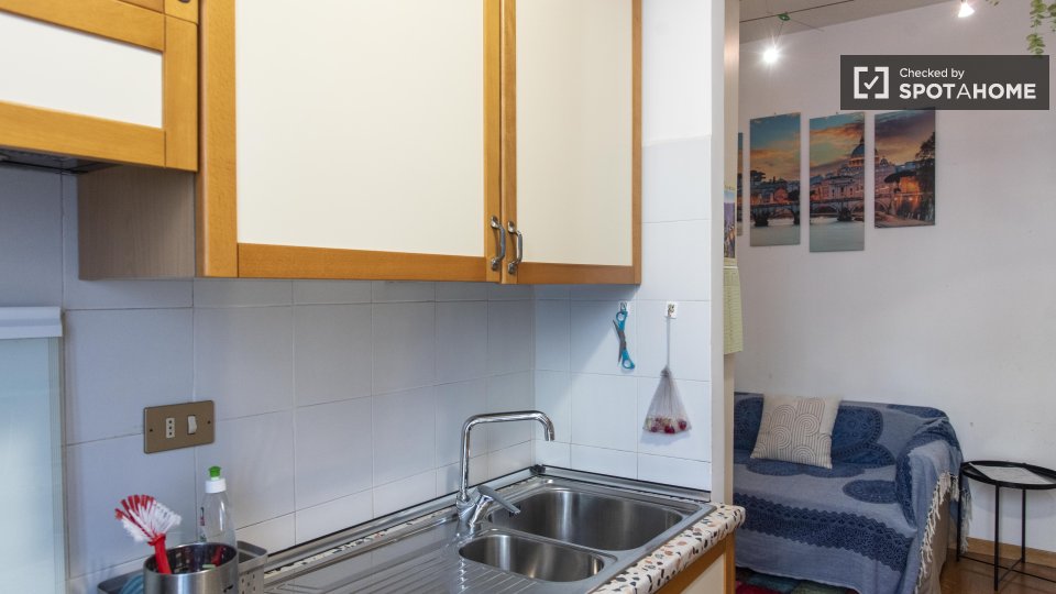 Immagine 7 di Ufficio in affitto  in Via Aldo Manuzio a Roma