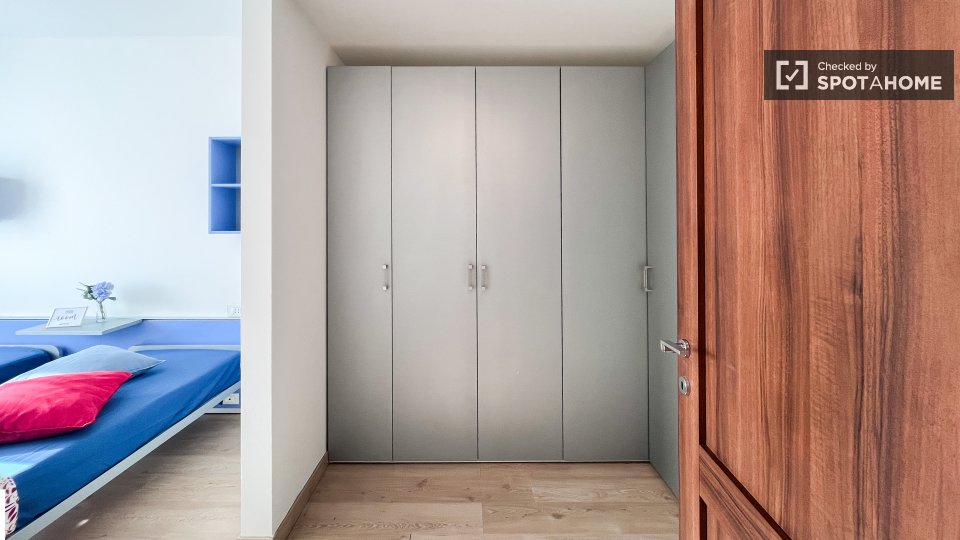 Immagine 4 di Camera condivisa in affitto  in Via Carlo Boncompagni a Milano