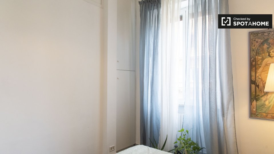 Immagine 16 di Appartamento in affitto  in Via Francesco Caracciolo a Roma