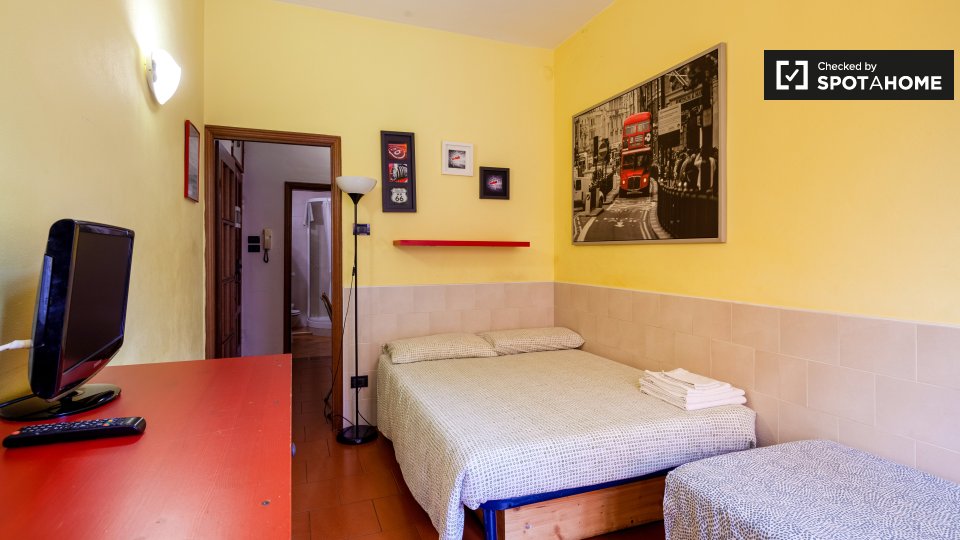 Immagine 8 di Ufficio in affitto  in Via Palestro a Bologna