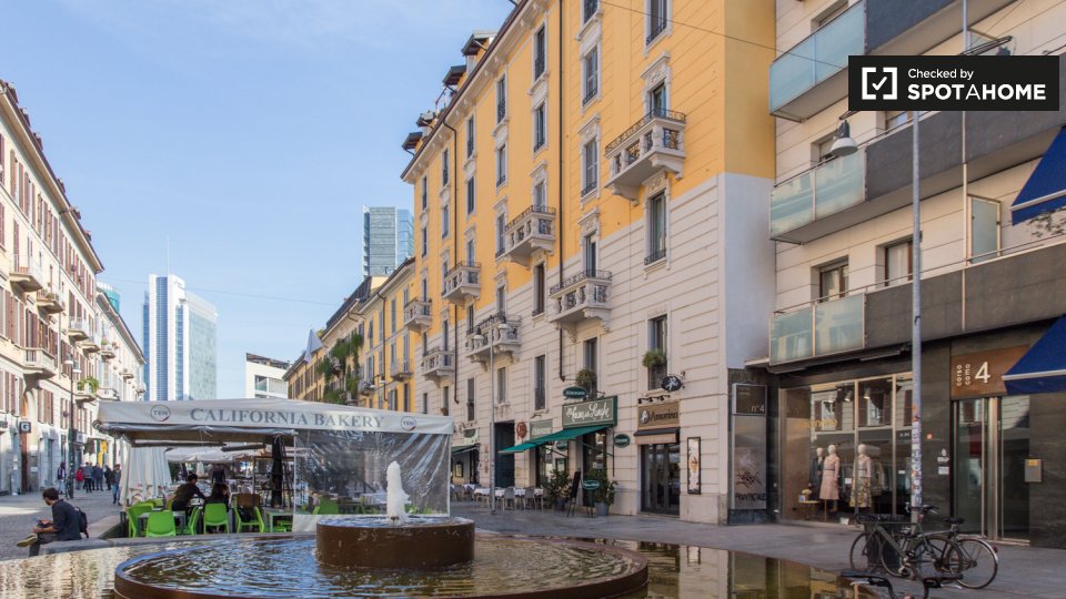 Immagine 9 di Ufficio in affitto  in Corso Como a Milano