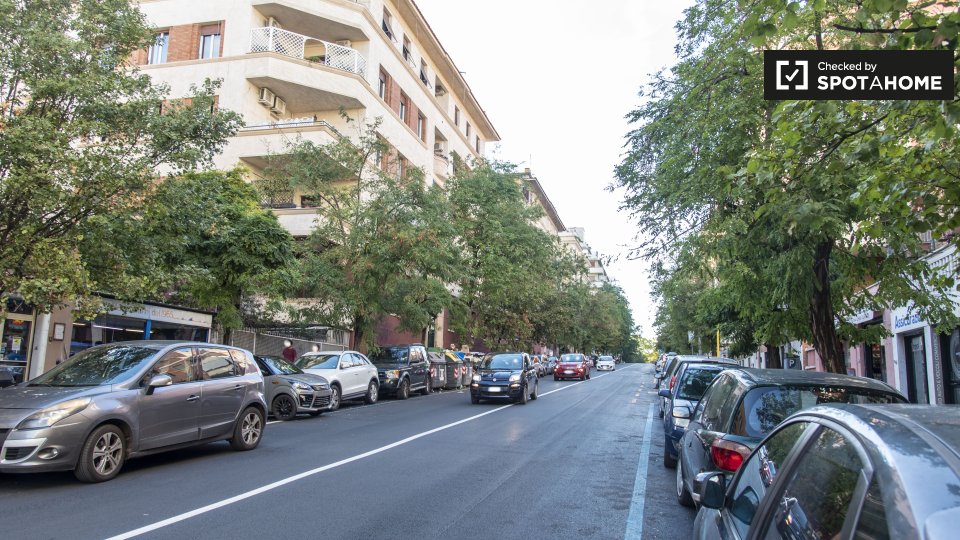 Immagine 18 di Camera condivisa in affitto  in Piazza Bologna a Roma