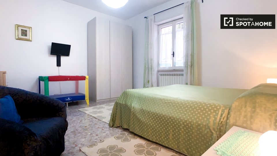 Immagine 14 di Appartamento in affitto  in Via Stefano de Stefani a Roma