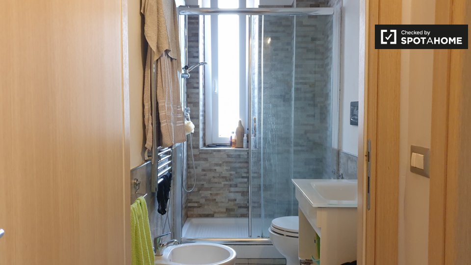 Immagine 17 di Appartamento in affitto  in Via Bordighera a Milano