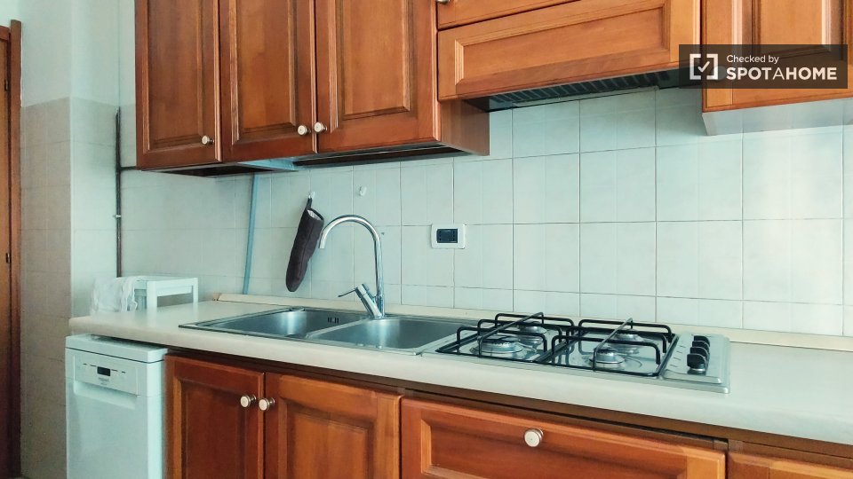 Immagine 13 di Appartamento in affitto  in Via Sambuco a Milano