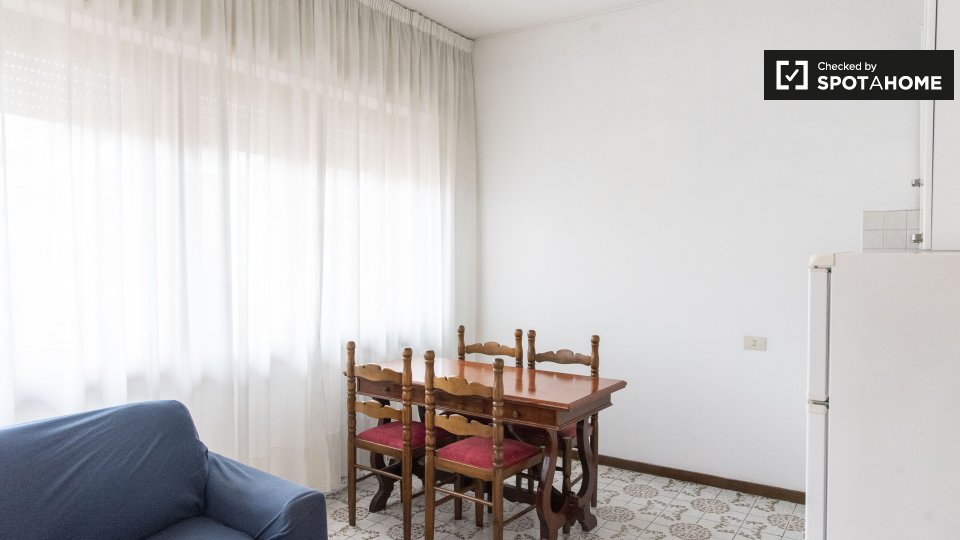 Immagine 6 di Ufficio in affitto  in Via della Balduina a Roma