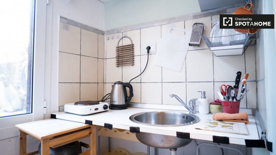 Immagine 6 di Ufficio in affitto  in Via Ettore Giovenale Roma RM, Italy a Roma