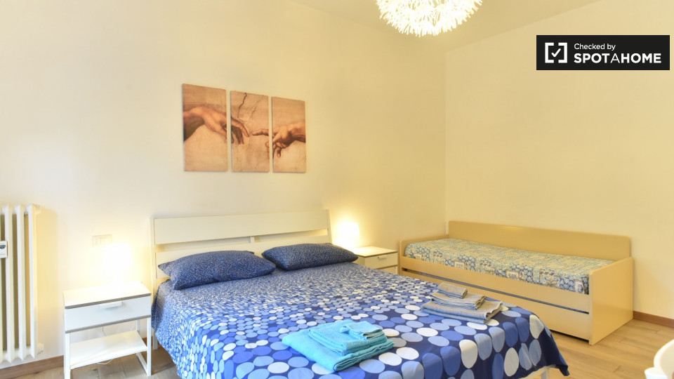 Immagine 4 di Camera condivisa in affitto  in Via Anton da Noli a Roma