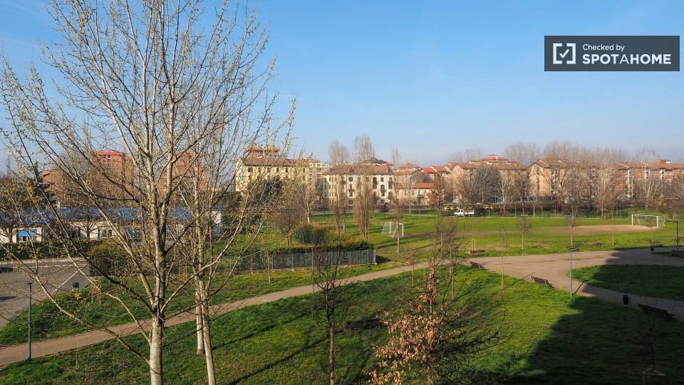 Immagine 8 di Camera condivisa in affitto  in Via dei Missaglia a Milano