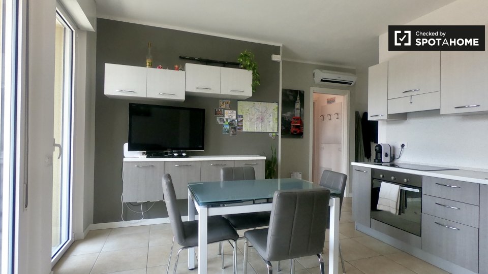 Immagine 2 di Appartamento in affitto  in Via Varesina, 20156 Milano MI, Italy a Milano