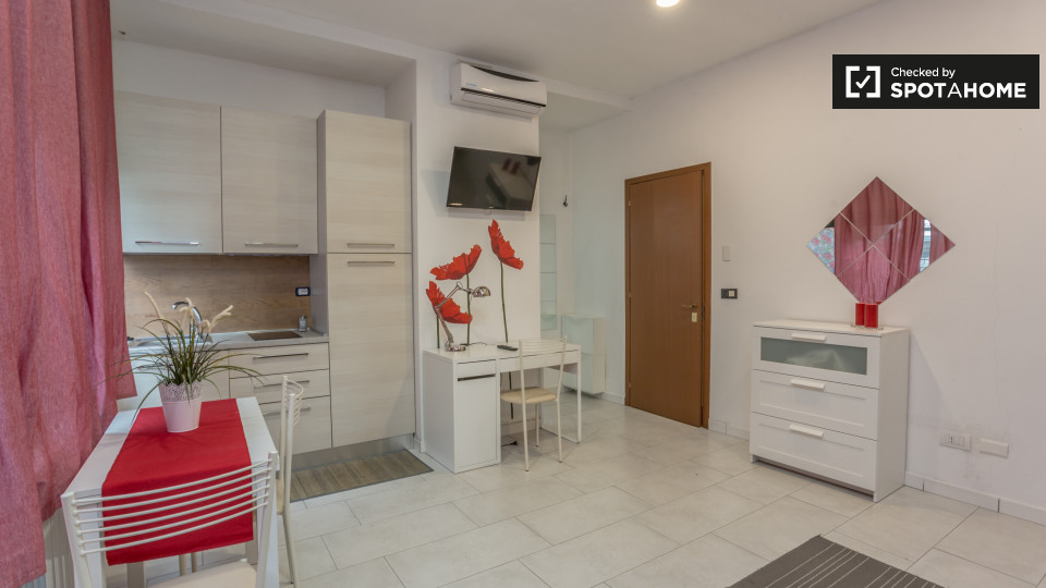 Immagine 2 di Ufficio in affitto  in Via Privata Carlo Montanari a Milano