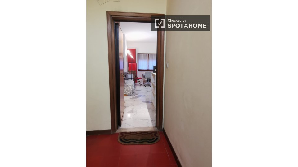 Immagine 2 di Ufficio in affitto  in Via Giovanni Aurispa a Roma